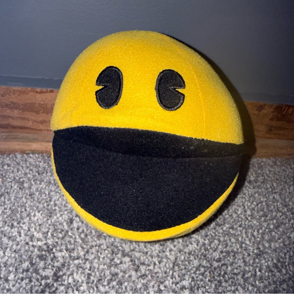 Pac-Man Plush Toy Yellow Classic Video Game Character Soft Stuffed - Picture 2 of 8